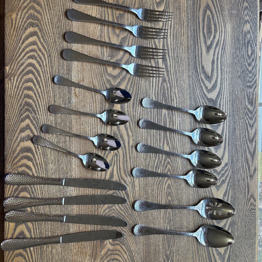 Wallace 18/0 Stainless Hammered Silverware Flatware 18 pieces